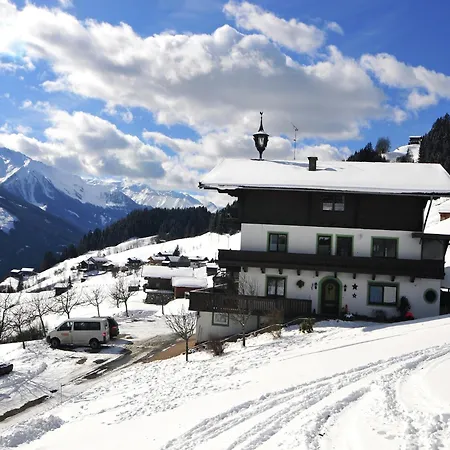 In Hollersbach Near Slopes, Cleaning Included Lejlighed