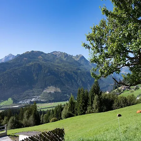 In Hollersbach Near Slopes, Cleaning Included Lejlighed *